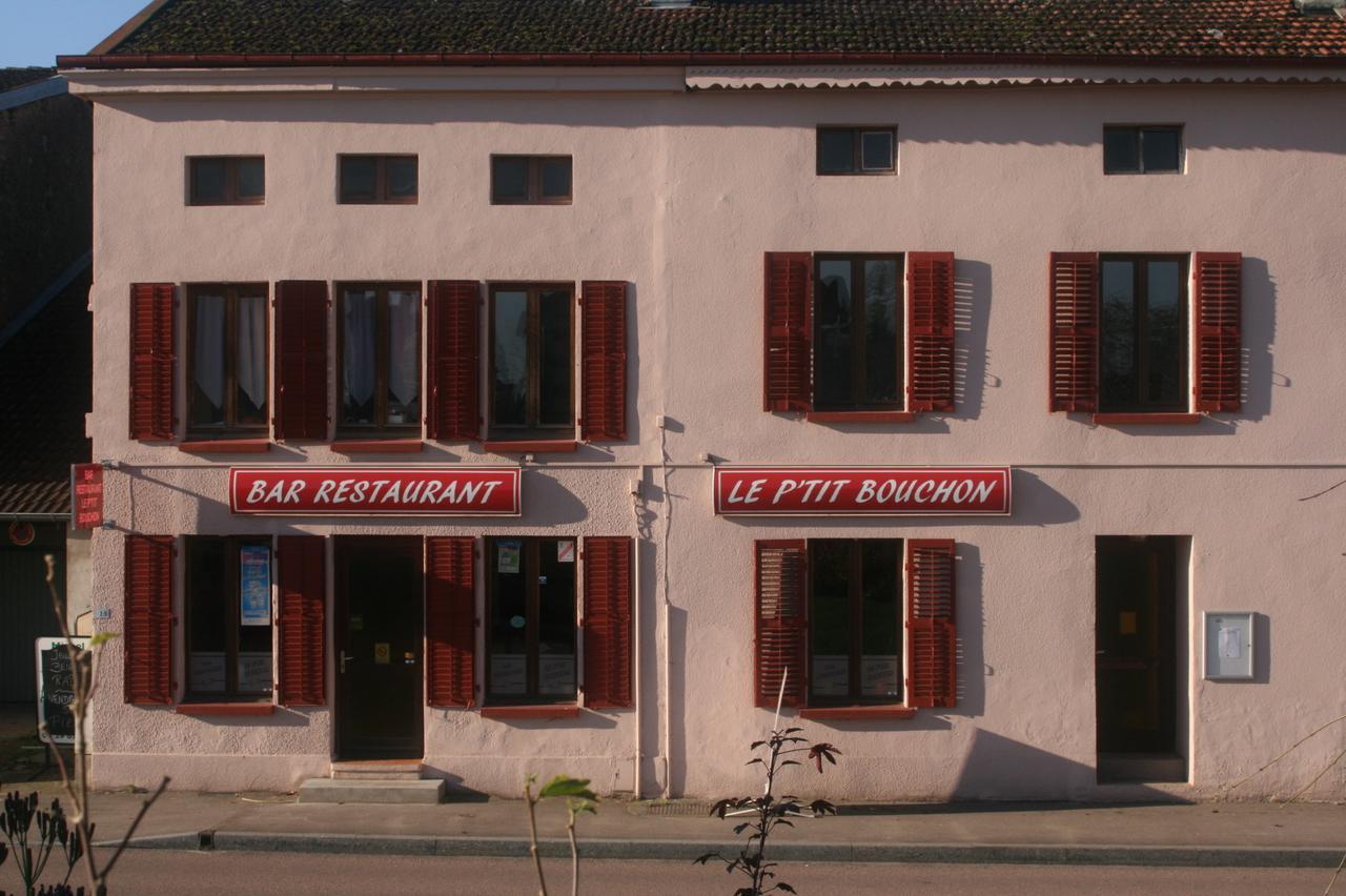Hotel Le P'tit Bouchon à Rambervillers Extérieur photo